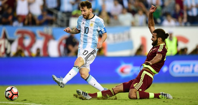 lionel-messi-argentina-venezuela-copa-america-18062016_fa53q0uggt2p1vyk8en03lm7t