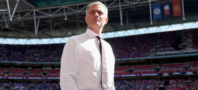 jose-mourinho-manchester-united-community-shield_3759753